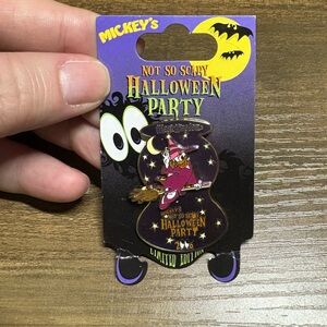New WDW 2006 Halloween Pin